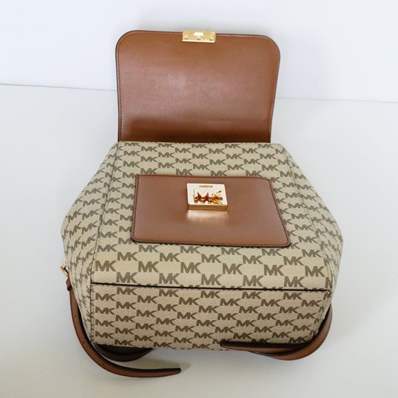 Michael Kors Mindy M Backpack MK Natural/Brown